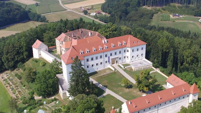 Negova Castle